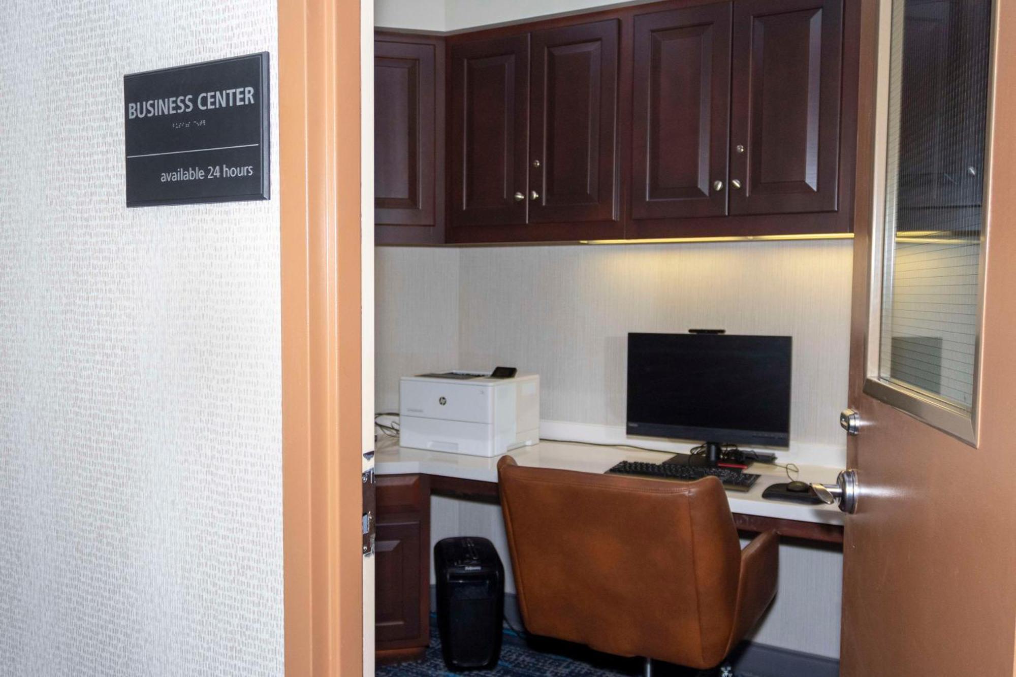 Hampton Inn & Suites Riverton Eksteriør billede