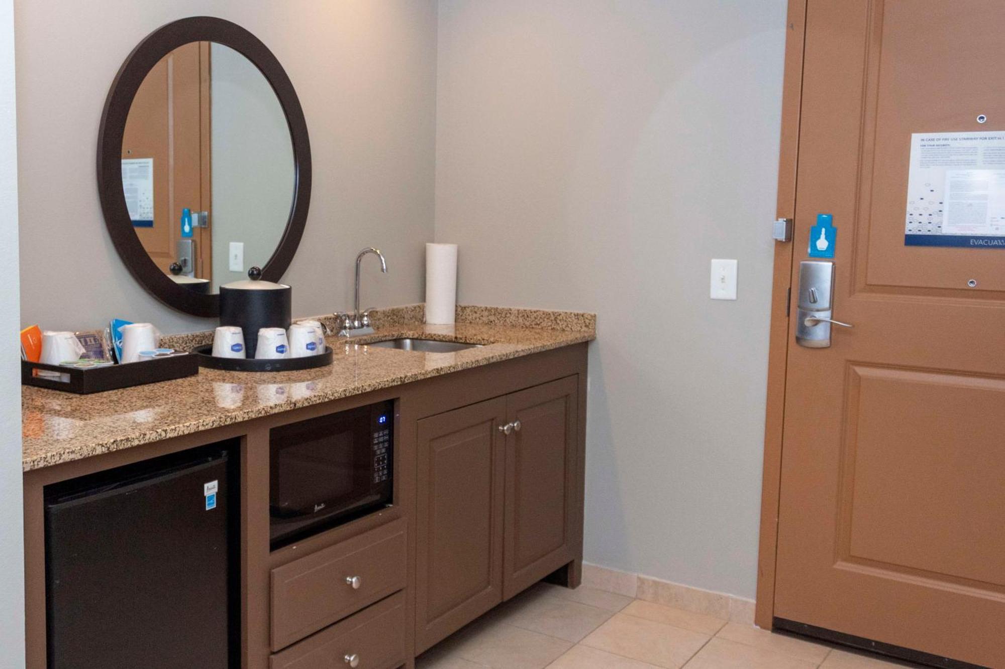 Hampton Inn & Suites Riverton Eksteriør billede