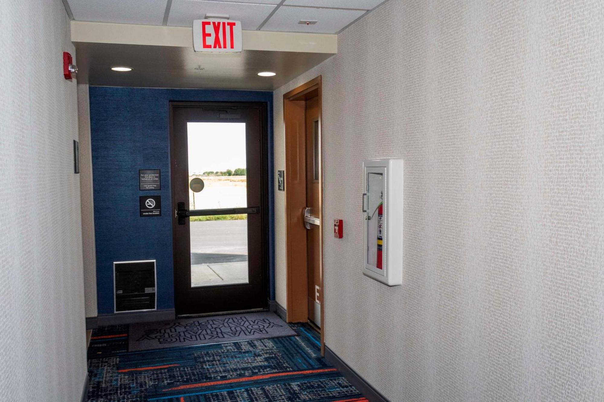 Hampton Inn & Suites Riverton Eksteriør billede